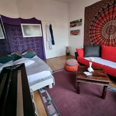 Ein In Ferienwohnung Mitten In